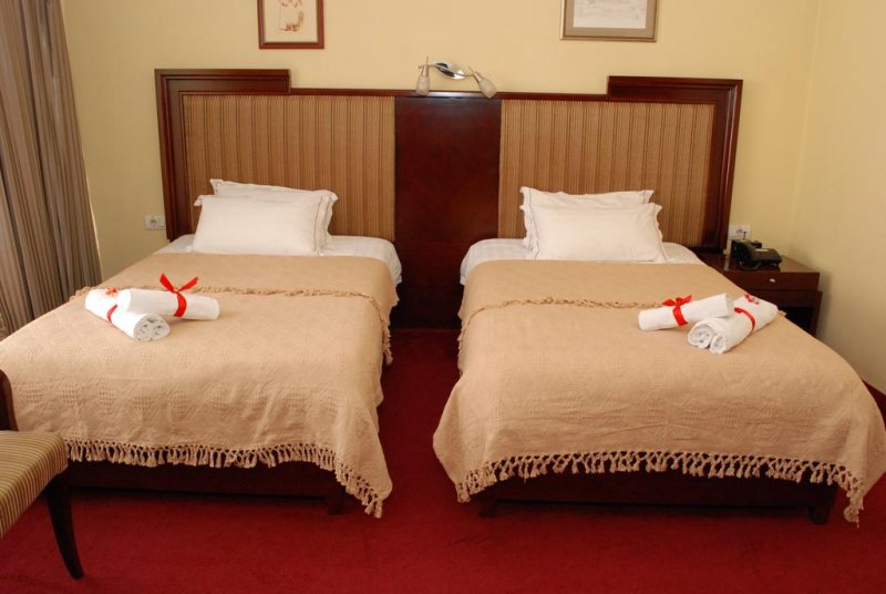 Hotel Planeta Inn - Снимка 1