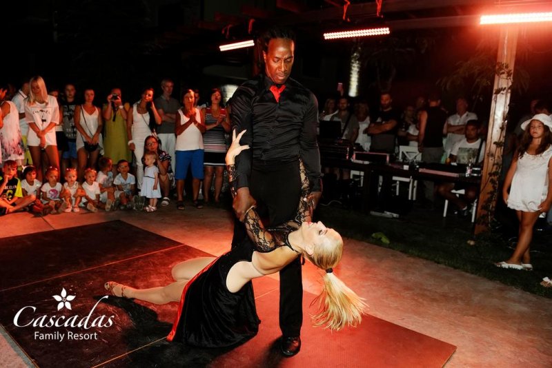 Апартхотел Каскадас Фемили Ризорт - Снимка 10