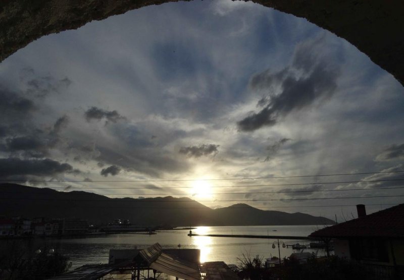 Captain's Beach Boutique Apartments - Снимка 1