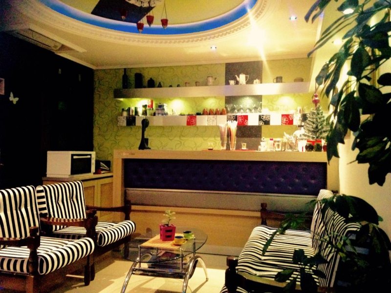 Captain's Beach Boutique Apartments - Снимка 7