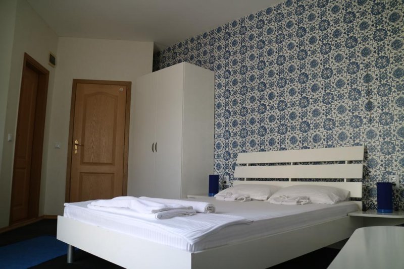 Семеен хотел Четири сезона - Снимка 8