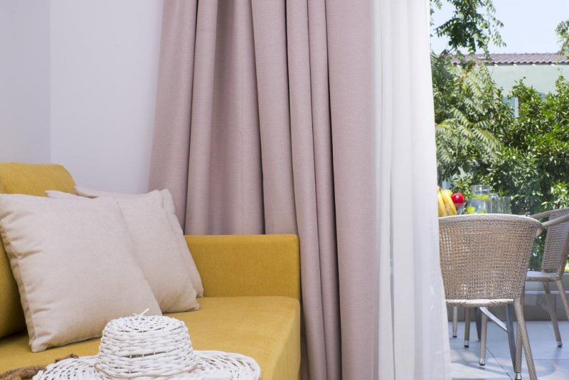 Estian Deluxe - Снимка 1