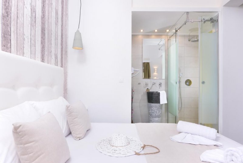 Estian Deluxe - Снимка 4