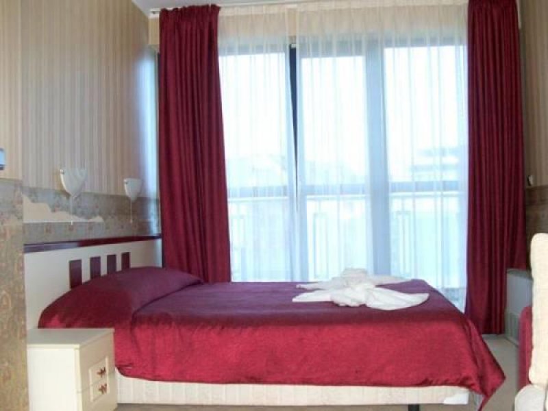 Бутиков хотел Роял - Снимка 5