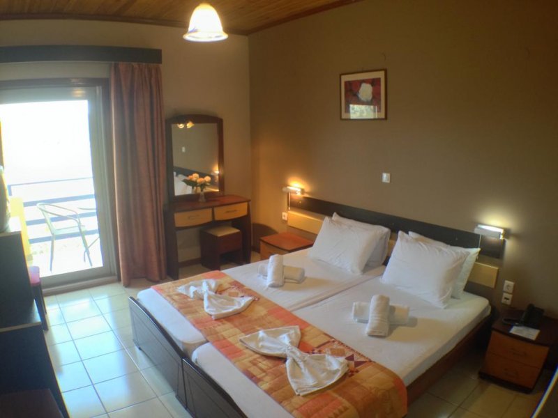 Politia Hotel - Снимка 5