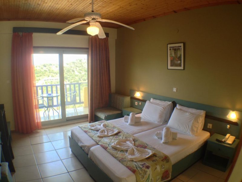 Politia Hotel - Снимка 7