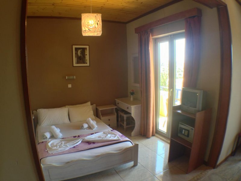 Politia Hotel - Снимка 9