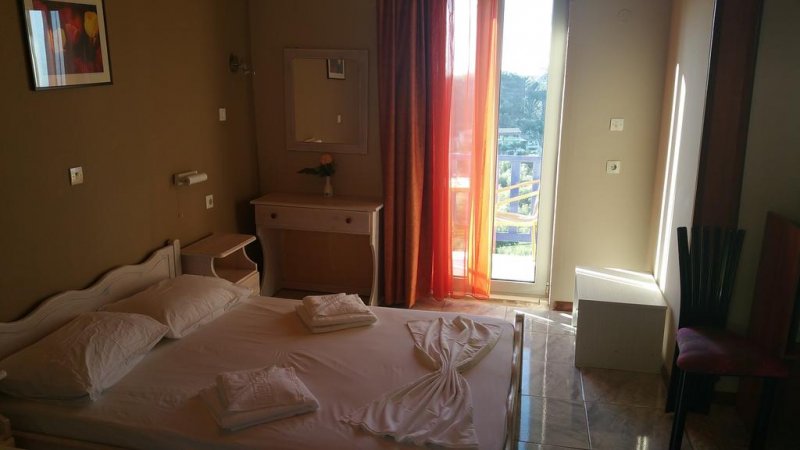 Politia Hotel - Снимка 8