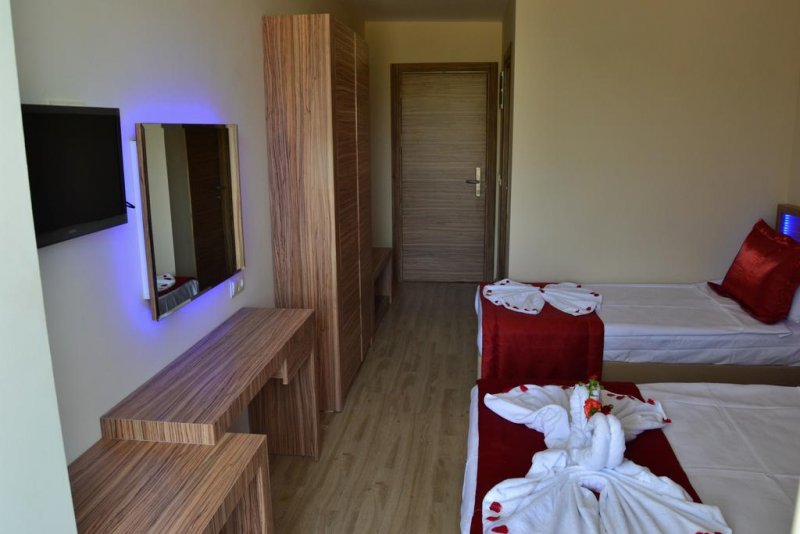 Belmare Hotel - Снимка 9