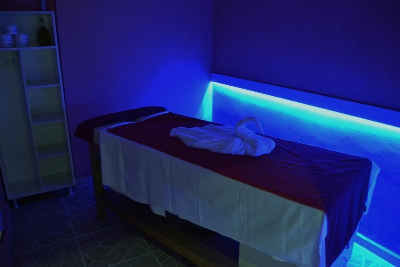 Belmare Hotel - Снимка 8