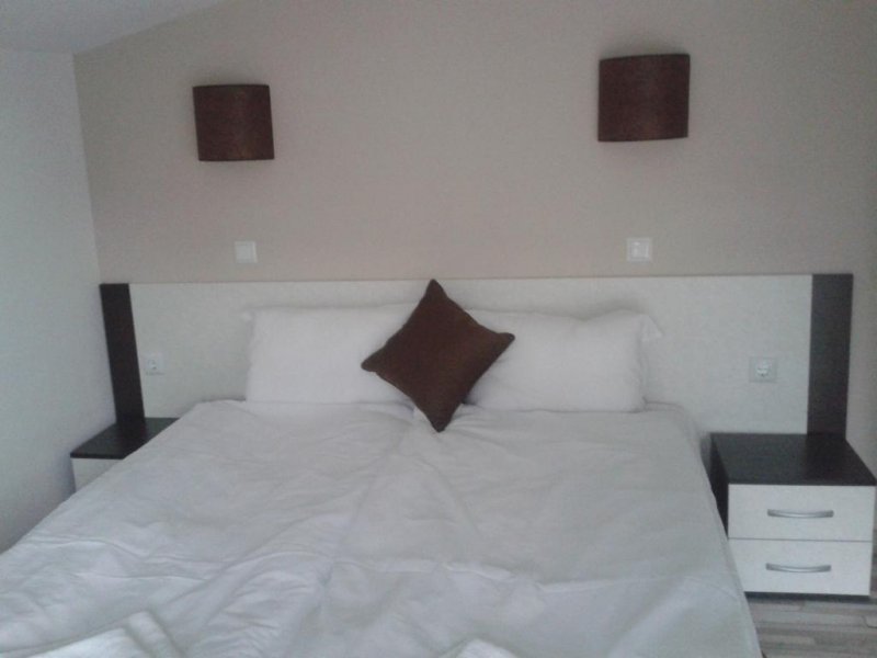 Къща за гости Полина Бийч - Снимка 11