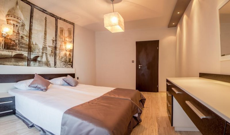 Къща за гости Полина Бийч - Снимка 9