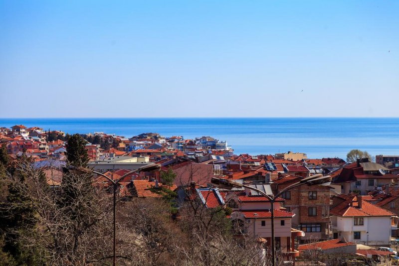 Къща за гости Полина Бийч - Снимка 2