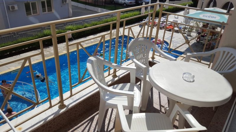 Роуз Гардън Омакс Апартаменти - Снимка 2