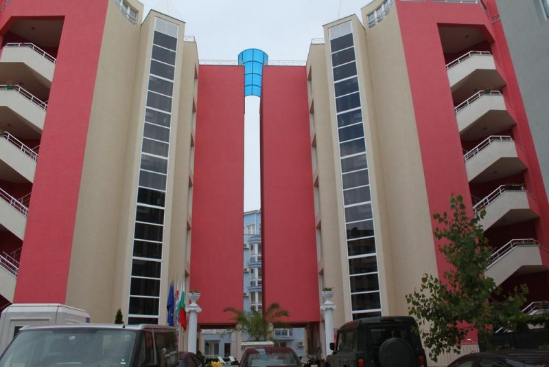 Роуз Гардън Омакс Апартаменти - Снимка 8