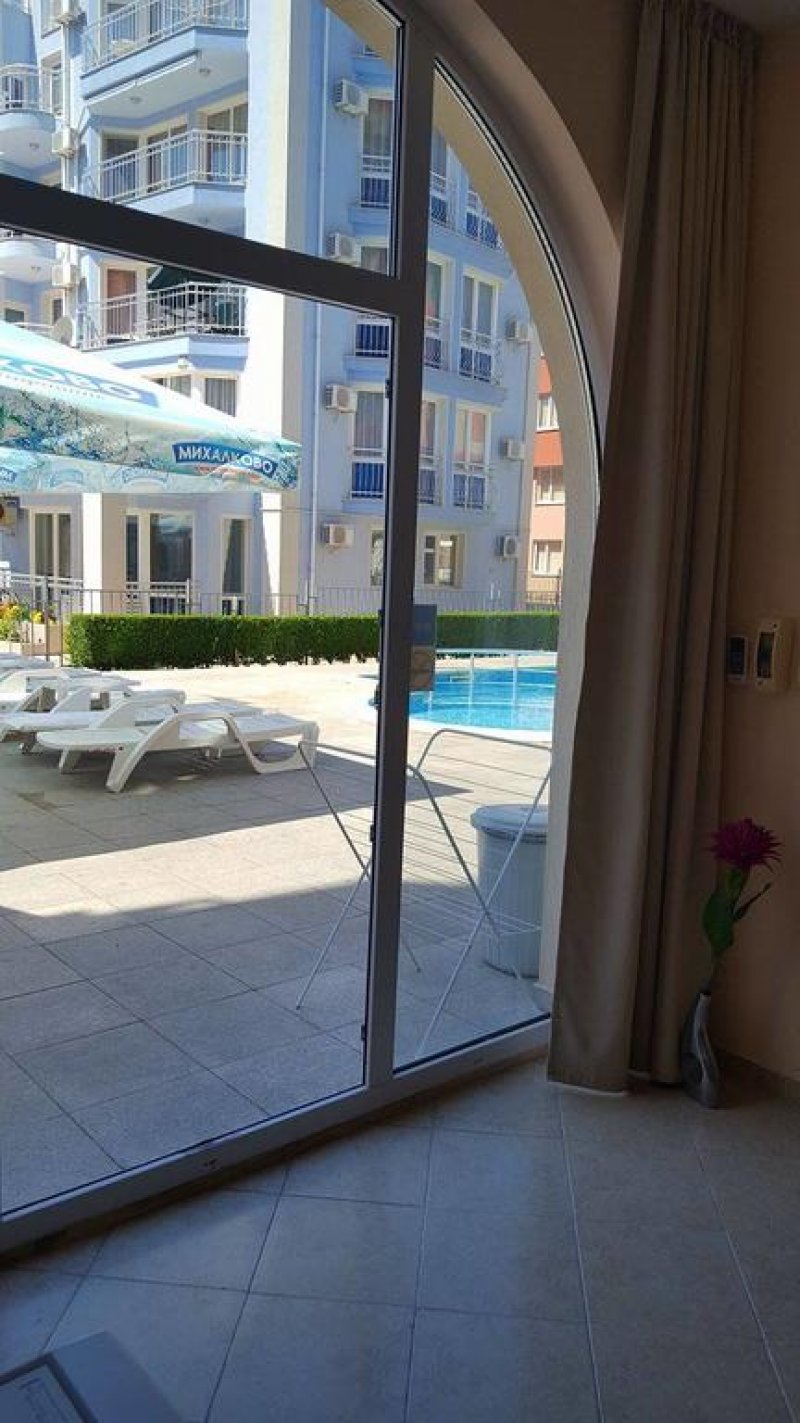 Роуз Гардън Омакс Апартаменти - Снимка 4