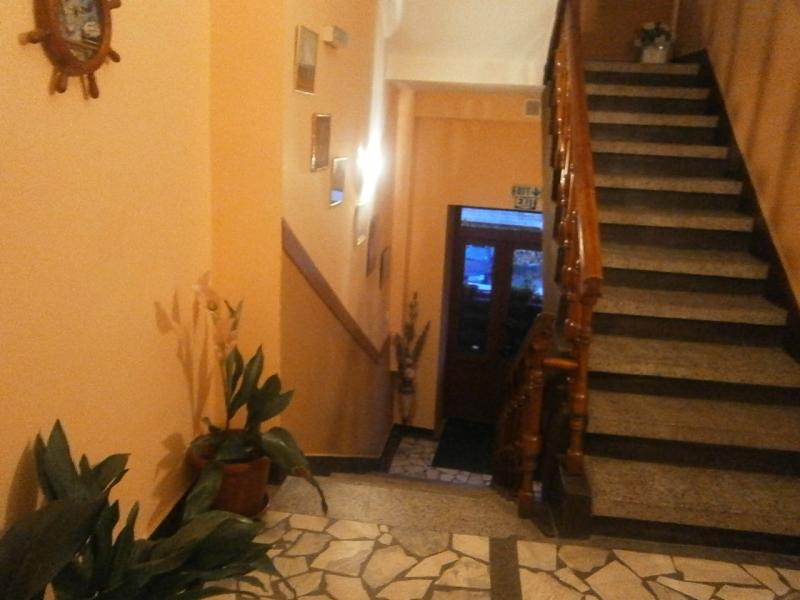 Семеен хотел Белона - Снимка 9