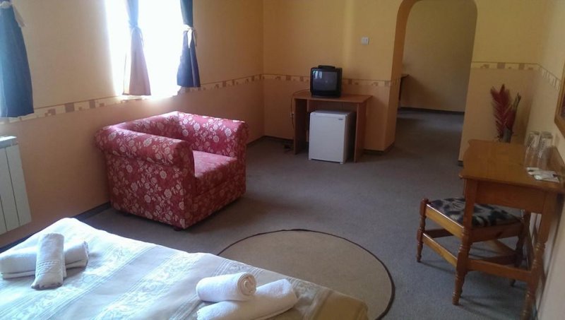 Семеен хотел Белона - Снимка 8