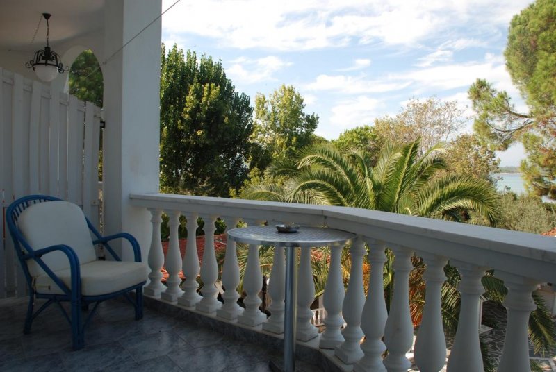 Diaporos - Снимка 2