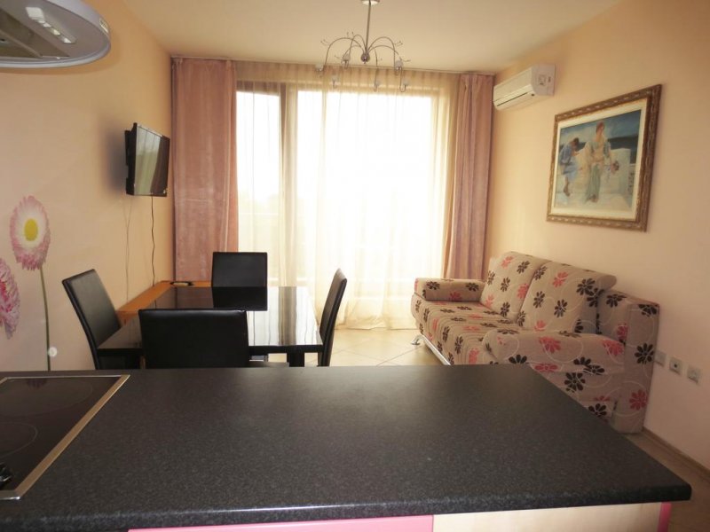 Апартхотел Фентъзи Апартментс - Снимка 3