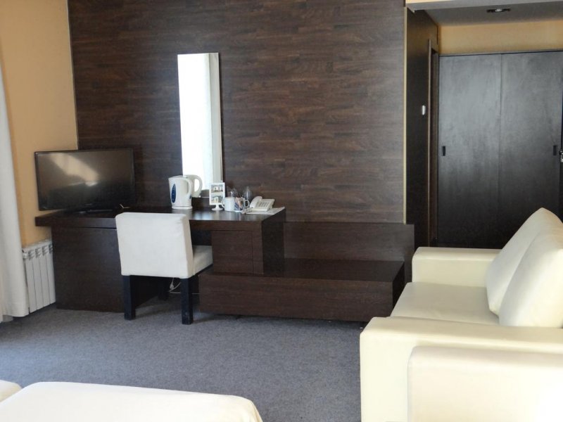 Хотел Елица - Снимка 2