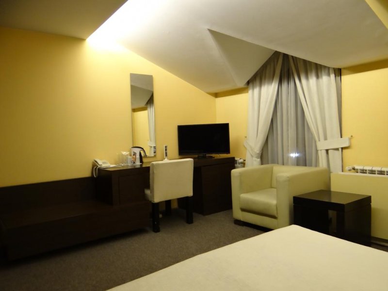 Хотел Елица - Снимка 1