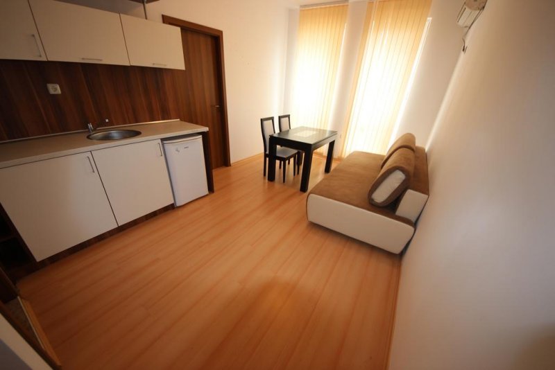 Апартаменти Менада Съни Дей - Снимка 4