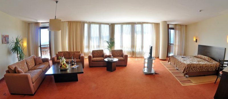 Хотел Орловец - Снимка 3