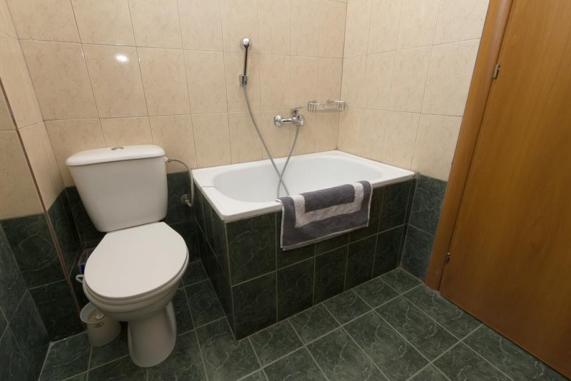 Ikies Luxury Apartments - Снимка 2