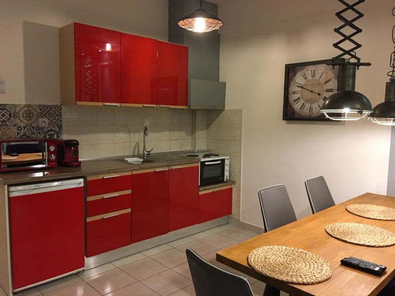 Ikies Luxury Apartments - Снимка 10