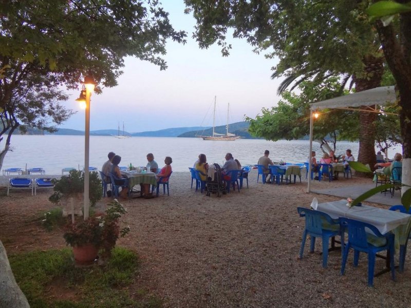 Avra Beach Hotel - Снимка 5