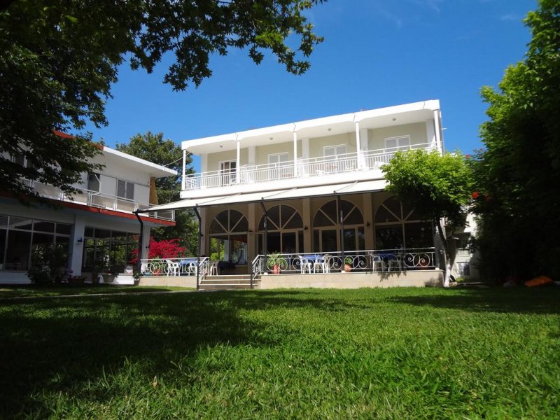 Avra Beach Hotel - Снимка 10