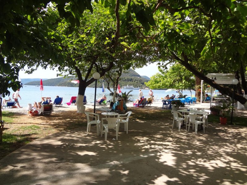 Avra Beach Hotel - Снимка 4