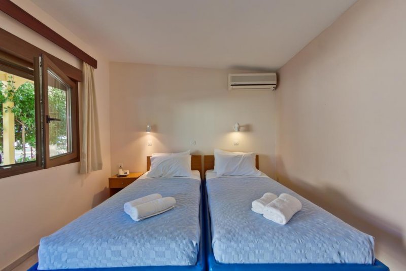 Olympios Zeus - Снимка 10