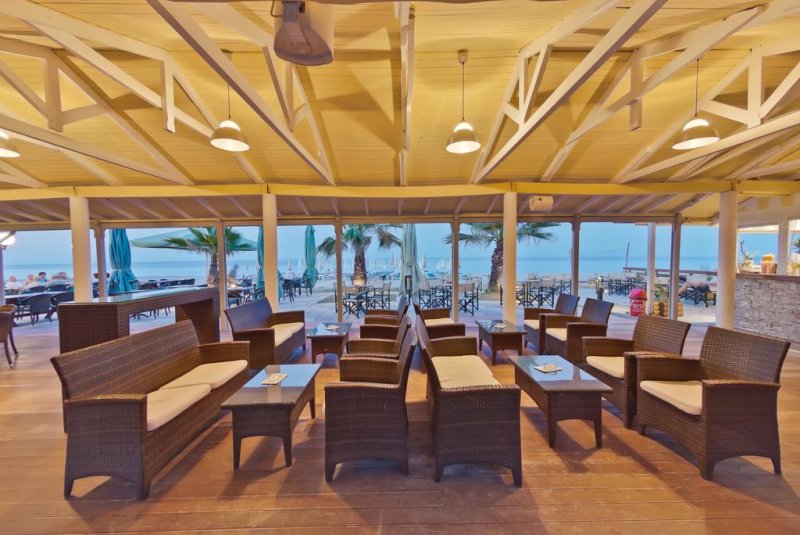 Olympios Zeus - Снимка 9