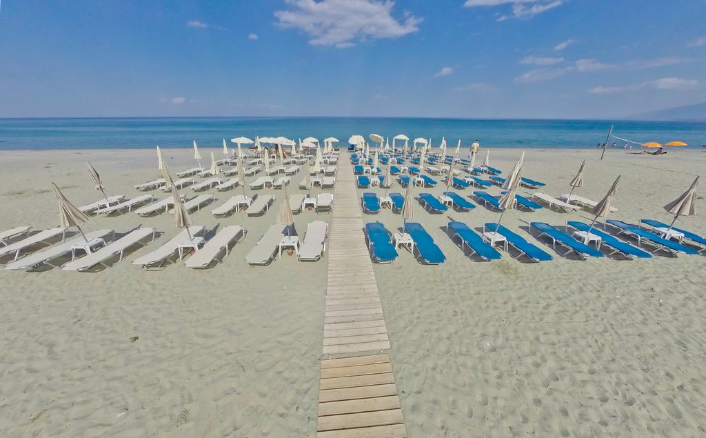 7 -13 Август на брега на морето в Гърция! All Inclusive + басейн, чадър за плажа и анимация за деца в Olympion Zeus***, Олимпийска ривиера - Снимка 31