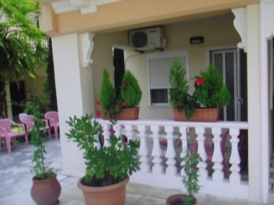 Acropoli Hotel - Снимка 1