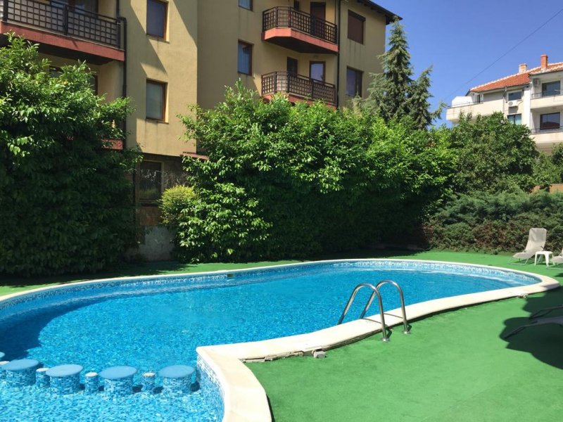 Апартхотел  Лъки Фемили - Снимка 4