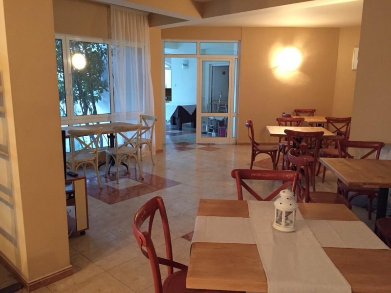 Апартхотел  Лъки Фемили - Снимка 8