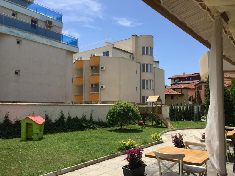 Апартхотел  Лъки Фемили - Снимка 5