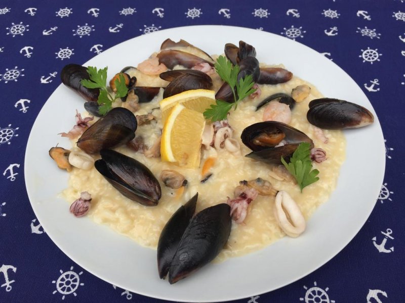 Апартхотел  Лъки Фемили - Снимка 1