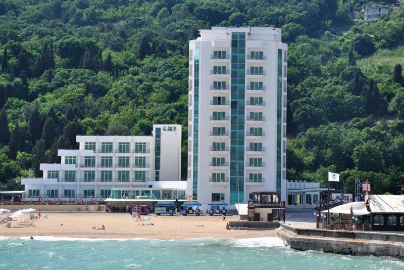 Хотел Гларус - Снимка 1