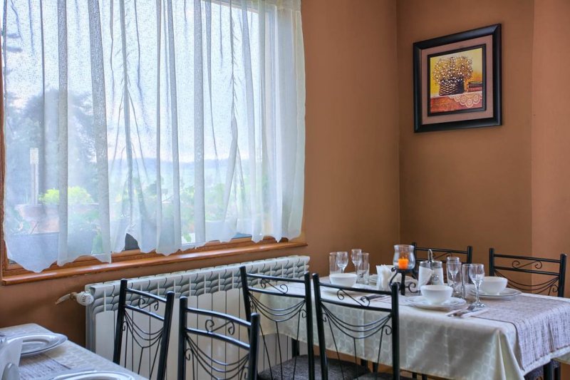 Къща за гости Слънчев цвят - Снимка 2