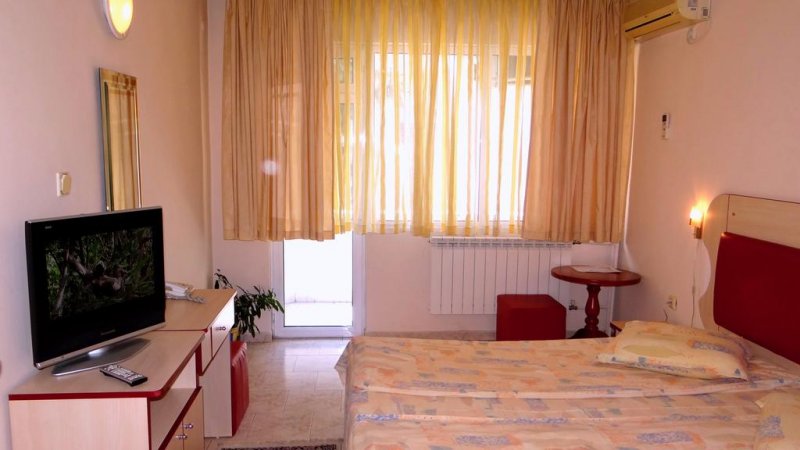 Хотел Маркита - Снимка 8