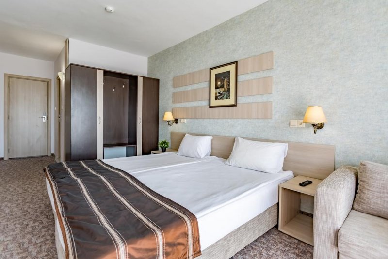 Хотел Империал Резорт - Снимка 2