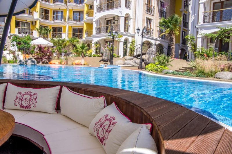 Апарткомплекс Хармони Суитс - Монте Карло - Снимка 5