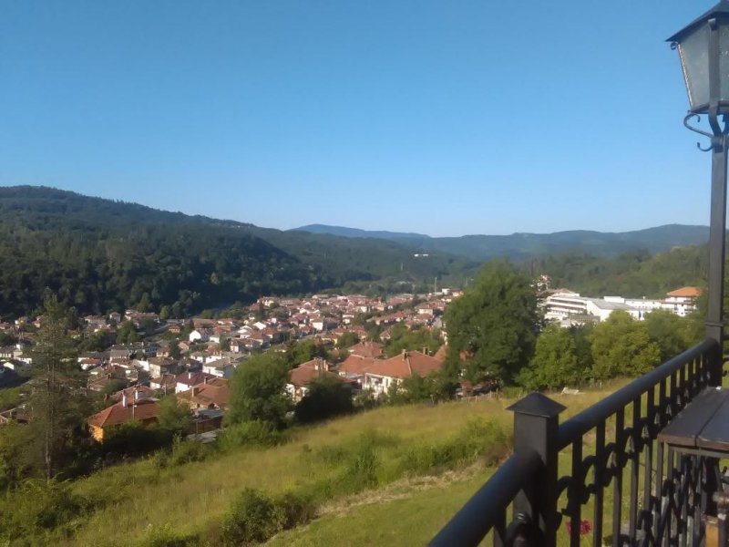 Семеен хотел Бърдени - Снимка 2