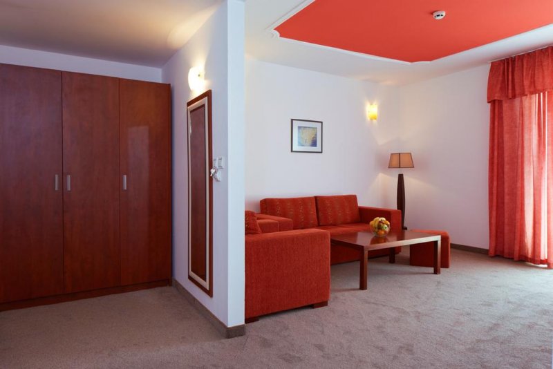 Хотел Мена Палас - Снимка 1