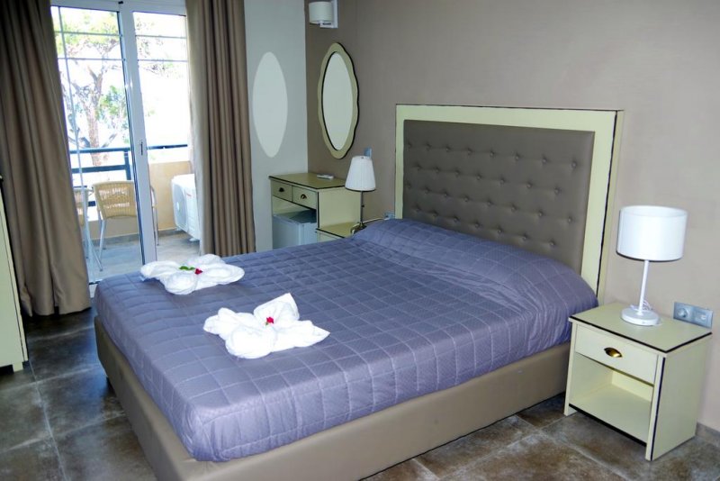 Rachoni Bay - Снимка 4