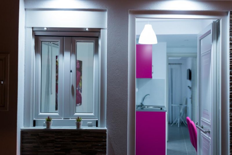 Lа Central Apartments - Снимка 5